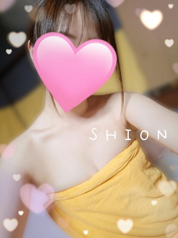 しおん 写メ日記 10/18(土) 10:03