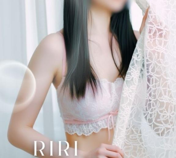 新人りり 写メ日記 10/6(月) 19:48