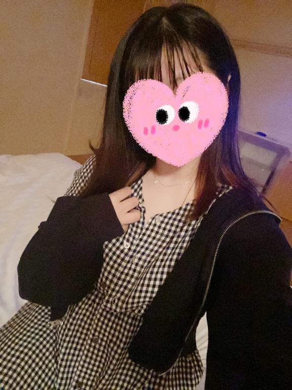 はる 写メ日記 8/22(金) 01:04