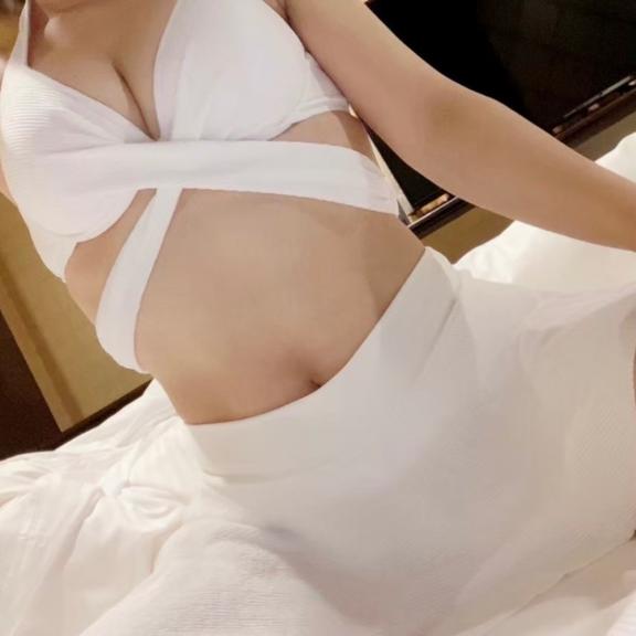 たお 写メ日記 10/31(金) 22:49