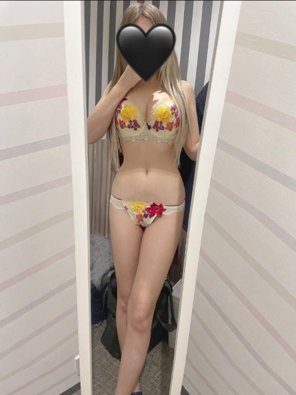 ここ 写メ日記 10/8(水) 22:24