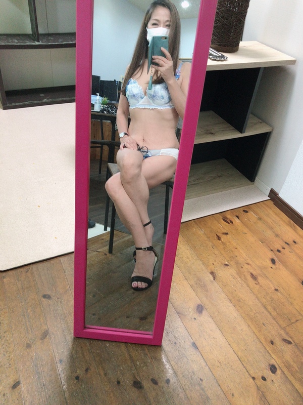 東条（とうじょう） 写メ日記 10/29(水) 12:32