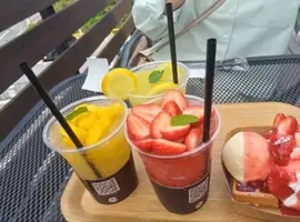 写メ日記 山中瞳 5/3(日) 16:58