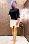 つきな
