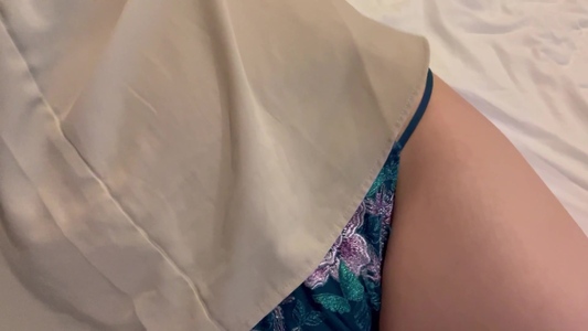 出勤パンチラ(10042) ぱいん (愛特急2006三重本店)