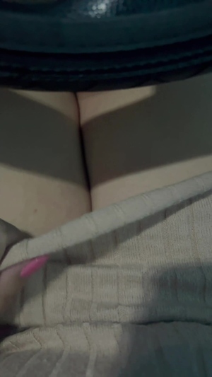 出勤パンチラ(10161) とうみ (愛特急2006三重本店)