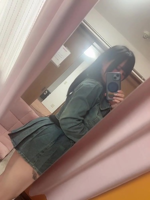 出勤パンチラ(10215) 青山ネル (ベアトリス)