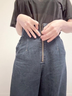 出勤パンチラ(10566) 聖夜 ひじり (エルモア)