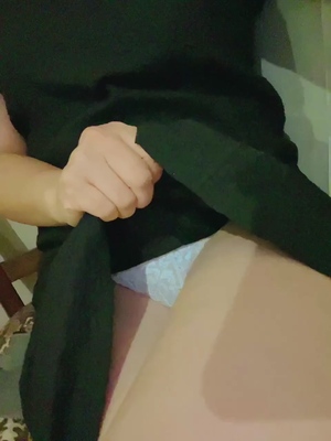 出勤パンチラ(10844) りさこ (愛特急2006三重本店)