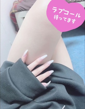 出勤パンチラ(11305) しおん (カサブランカ 三重松阪店)