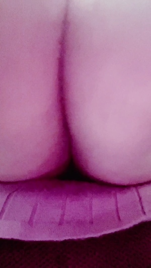 出勤パンチラ(11587) 栗田優里 (五十路マダム 三重松阪店)