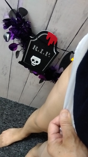 出勤パンチラ(11592) 木佐貫あかね (五十路マダム 三重松阪店)