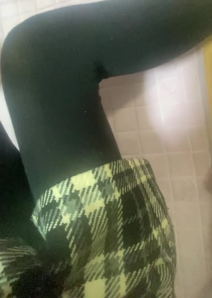 出勤パンチラ(12673) 花村まどか (五十路マダム 三重松阪店)