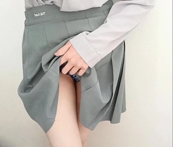 出勤パンチラ(12885) じゅりな (愛特急2006三重本店)