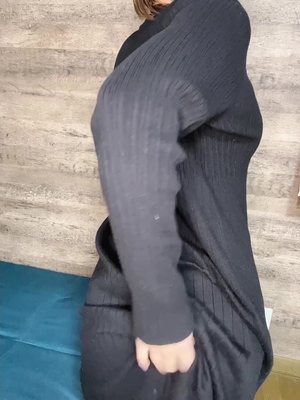 出勤パンチラ(1300) かぬれ (デリヘル選びは delivago)