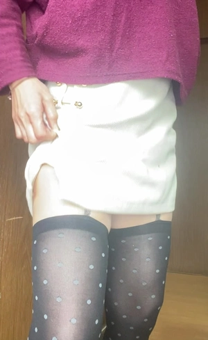 出勤パンチラ(13436) 花村まどか (五十路マダム 三重松阪店)