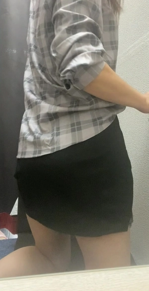 出勤パンチラ(16347) 花村まどか (五十路マダム 三重四日市･鈴鹿店)