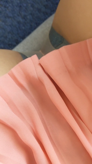 出勤パンチラ(3779) 水瀬 ななこ (De愛急行 松阪店)