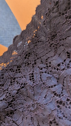 出勤パンチラ(4764) 水瀬 ななこ (De愛急行 松阪店)