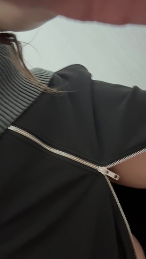 出勤パンチラ(5479) 徳田果穂 (五十路マダム 三重松阪店)