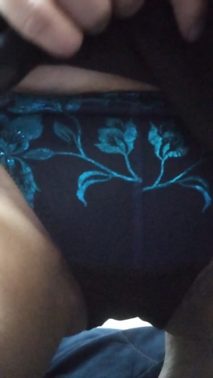 出勤パンチラ(6629) 小西梨奈 (五十路マダム 三重松阪店)