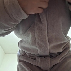 出勤パンチラ(6807) えみ (MARS 松阪人妻店)