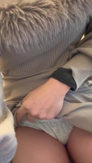 出勤パンチラ(7376) ゆい (愛特急2006三重本店)