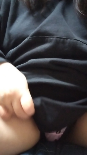 出勤パンチラ(7849) 小西梨奈 (五十路マダム 三重松阪店)