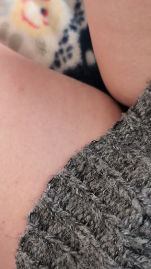 出勤パンチラ(7889) 水瀬 ななこ (De愛急行 松阪店)