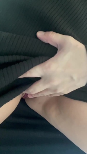 出勤パンチラ(8146) あゆみ (愛特急2006三重本店)