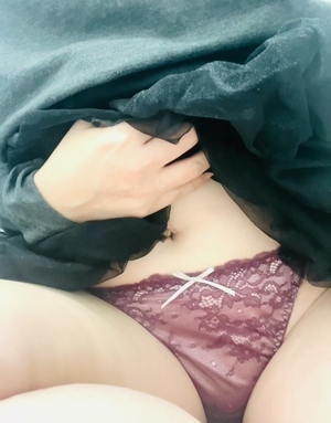 出勤パンチラ(8370) りさこ (愛特急2006三重本店)