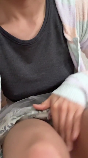 出勤パンチラ(8399) ゆい (愛特急2006三重本店)