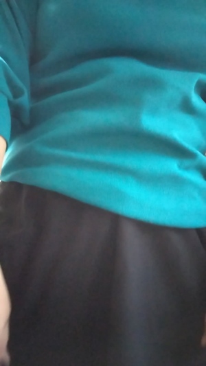 出勤パンチラ(8506) 小西梨奈 (五十路マダム 三重松阪店)