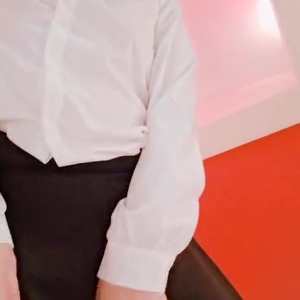 出勤パンチラ(8842) えみ (MARS 松阪人妻店)