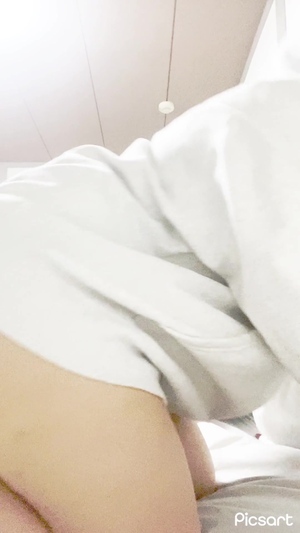 出勤パンチラ(9499) ゆり (昭和道(ショウワロード)松阪店)