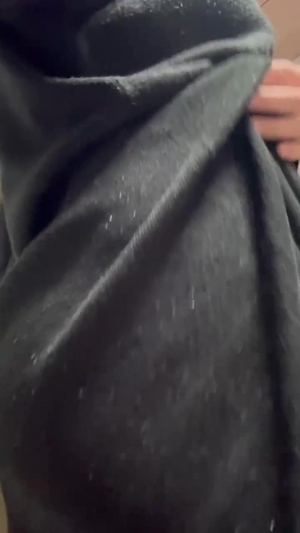 出勤パンチラ(9580) ゆり (昭和道(ショウワロード)松阪店)